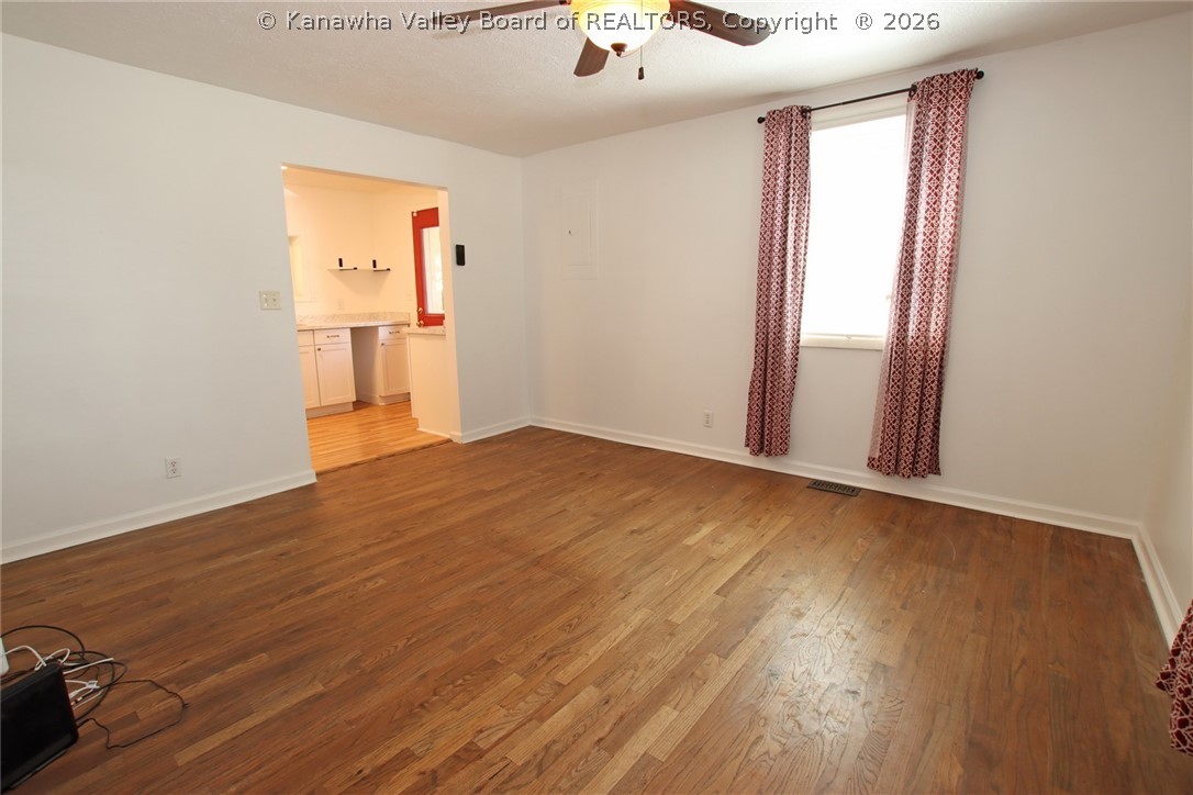11438 Coal River Road St. Albans, WV 25177 - Photo 11 of 50 Gallery Image 11