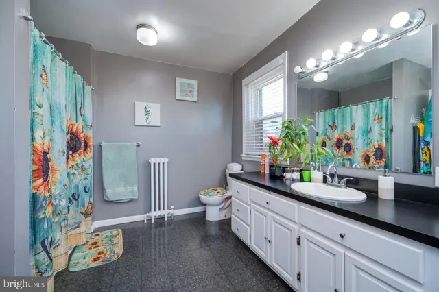 $234,900 | 212 Arlington Street, Reading, PA 19611