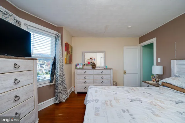 $234,900 | 212 Arlington Street, Reading, PA 19611