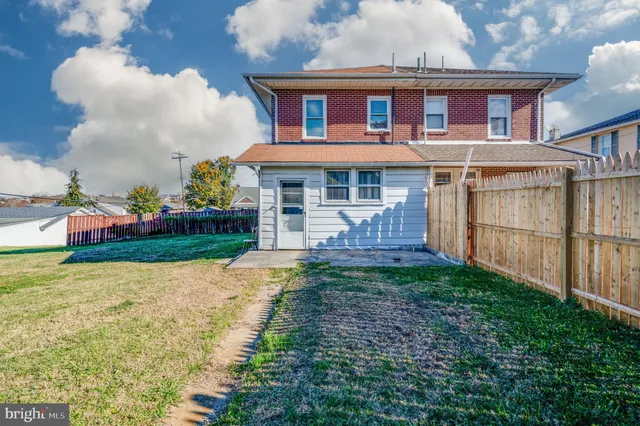 $234,900 | 212 Arlington Street, Reading, PA 19611