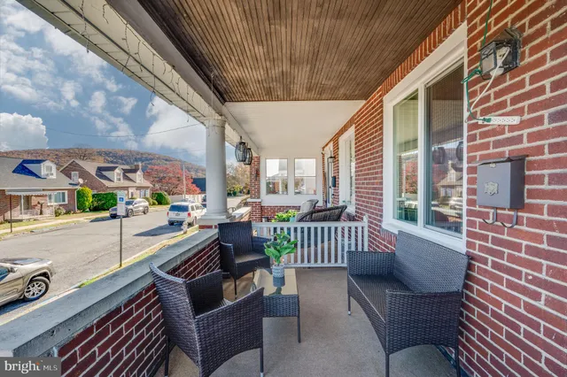 $234,900 | 212 Arlington Street, Reading, PA 19611