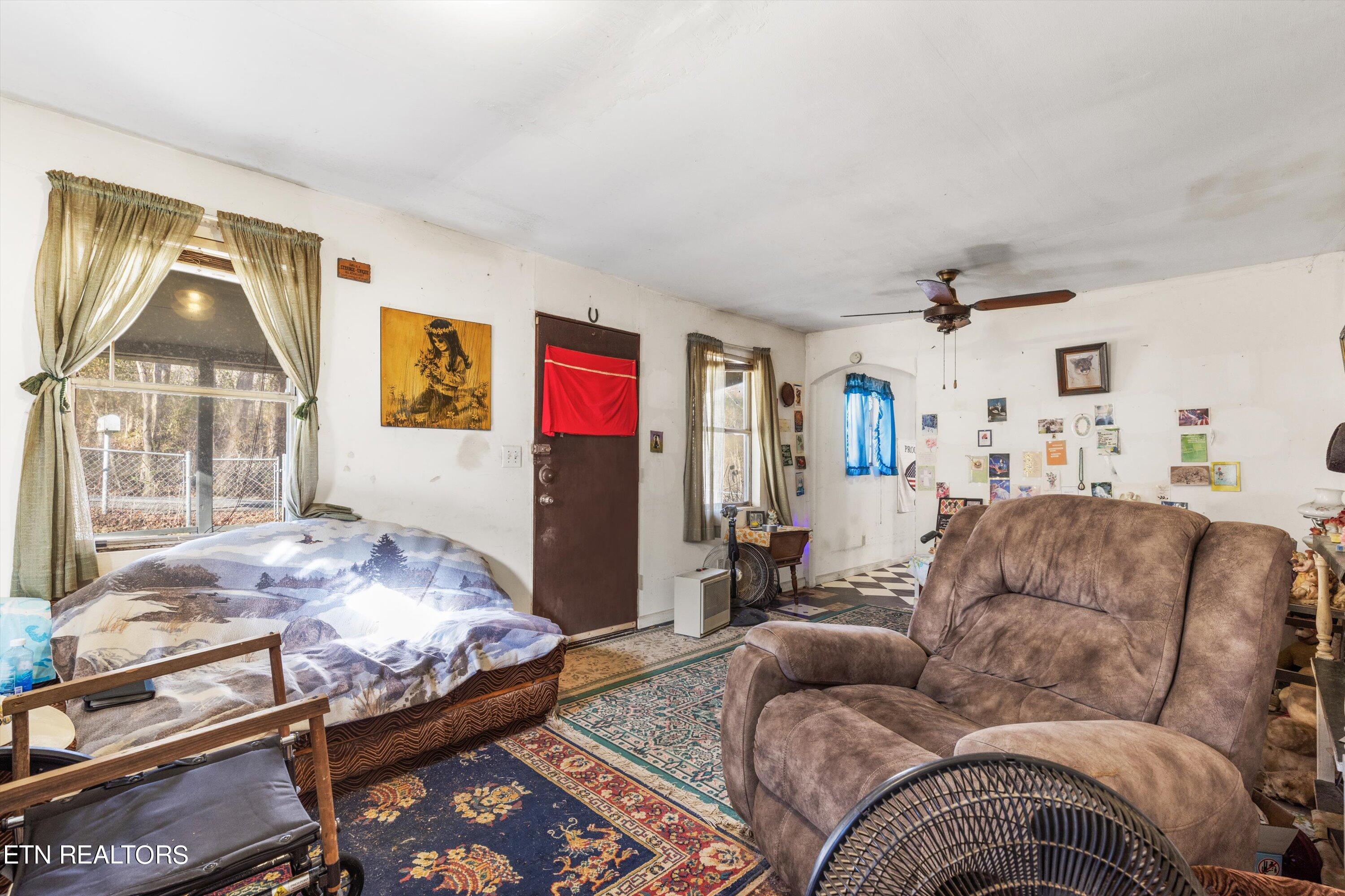 9704 Hogskin Road Corryton, TN 37721 - Photo 11 of 23 11-9704 Hogskin Rd03
