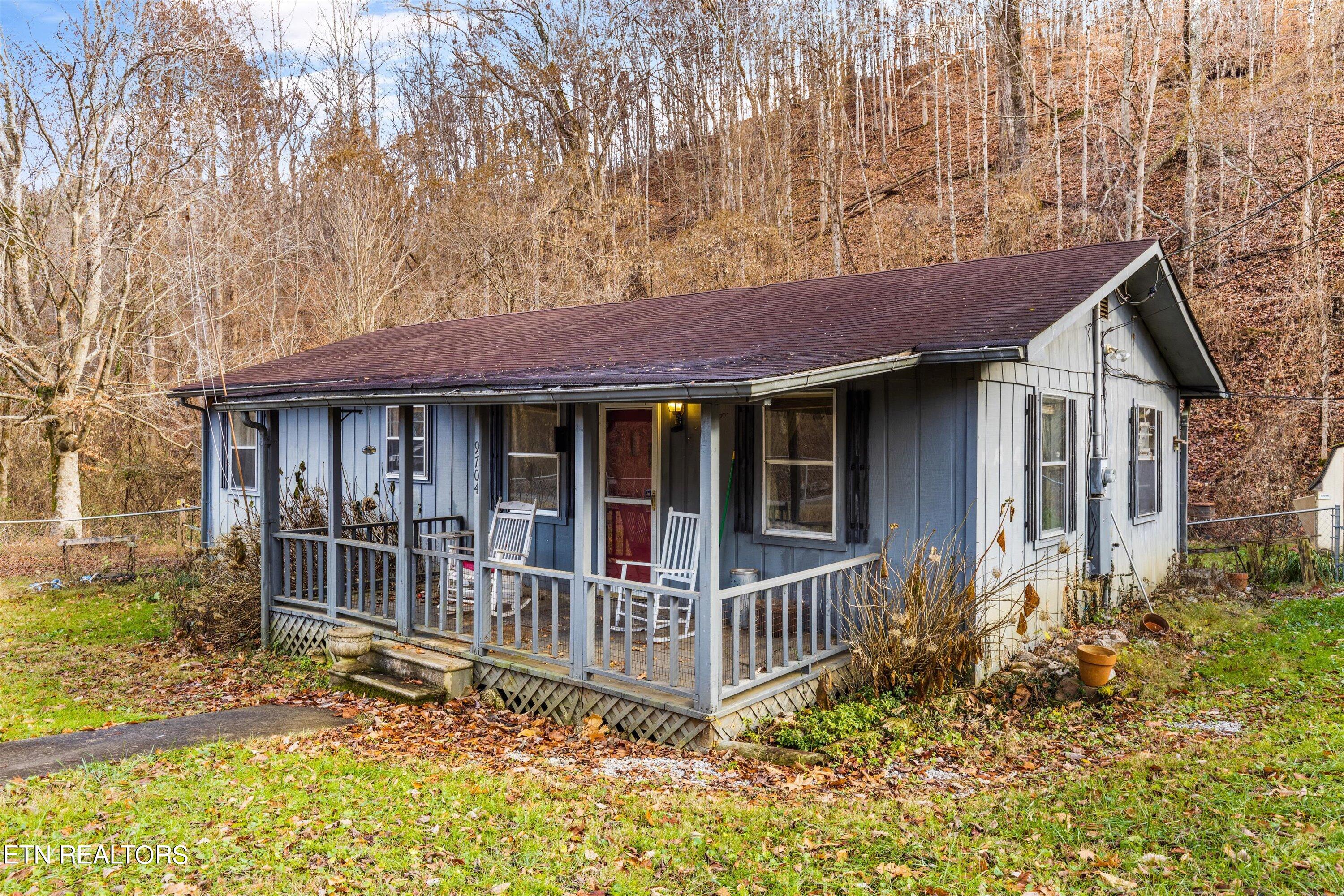 9704 Hogskin Road Corryton, TN 37721 - Photo 2 of 23 02-9704 Hogskin Rd19