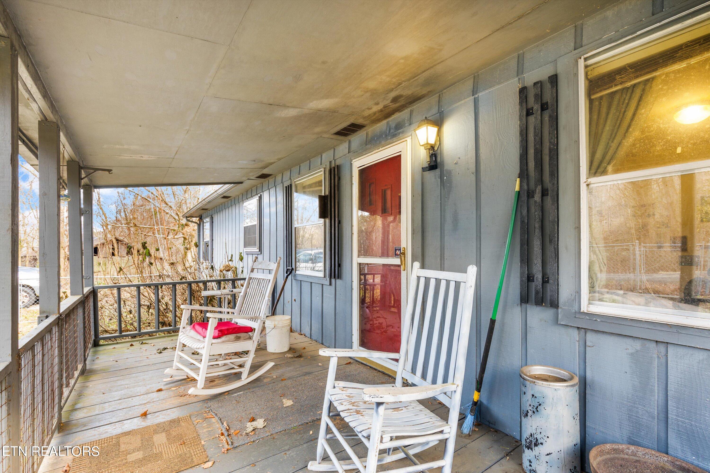 9704 Hogskin Road Corryton, TN 37721 - Photo 8 of 23 08-9704 Hogskin Rd17