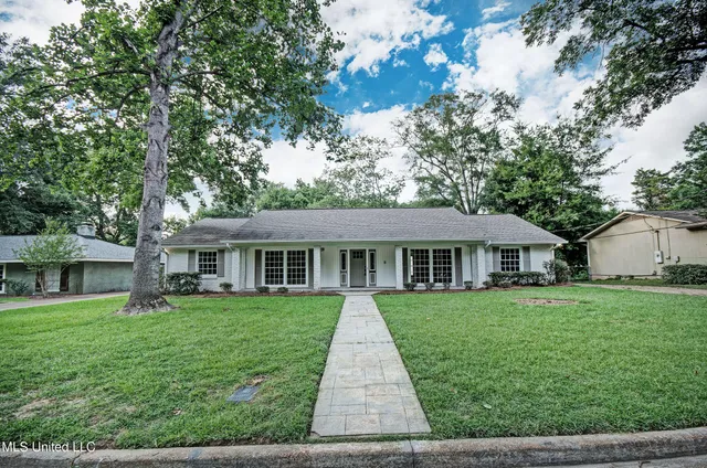 $348,777 | 1510 Brecon Drive, Jackson, MS 39211