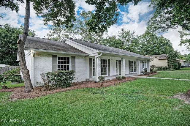 $348,777 | 1510 Brecon Drive, Jackson, MS 39211