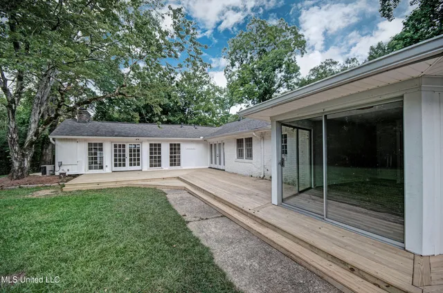 $348,777 | 1510 Brecon Drive, Jackson, MS 39211