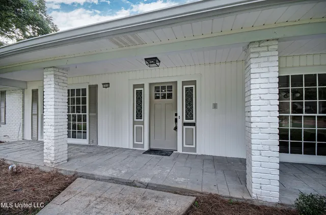 $348,777 | 1510 Brecon Drive, Jackson, MS 39211