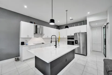 $1,700,000 | 13025 Addilyn Court, Davie, FL 33325