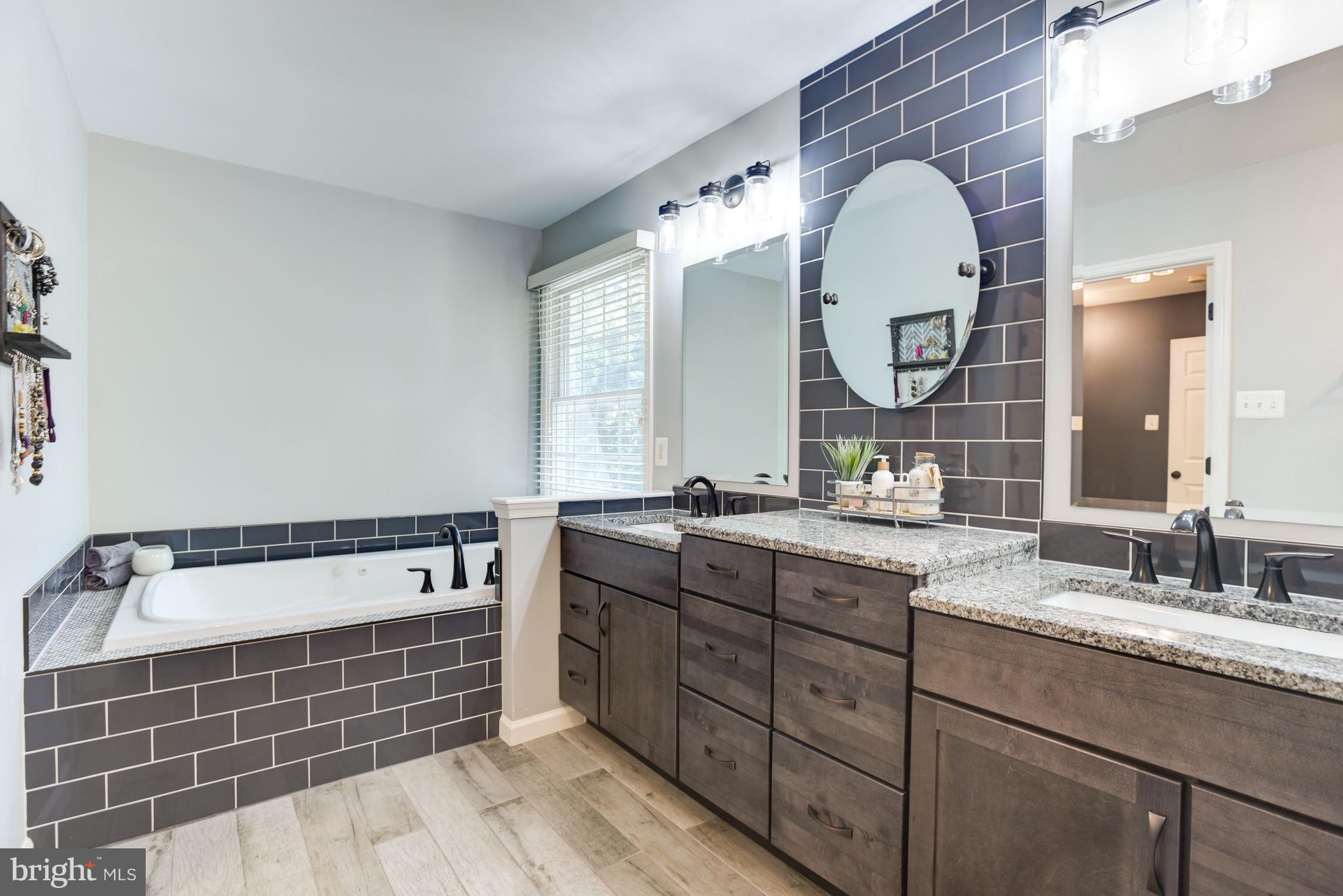 10178 Deep Skies Drive Laurel, MD 20723 - Photo 23 of 54 Primary Bath