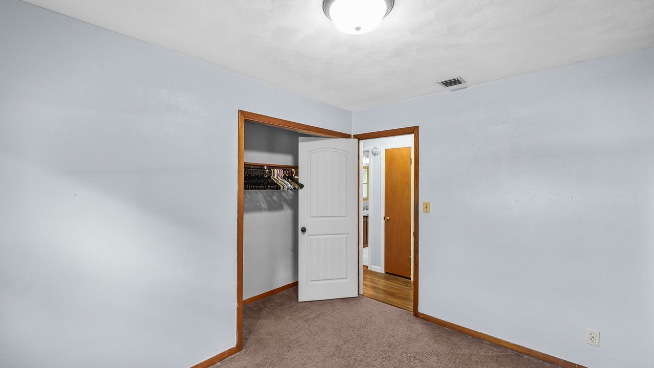 10009 Wolf Road Geneseo, IL 61254 - Photo 28 of 63