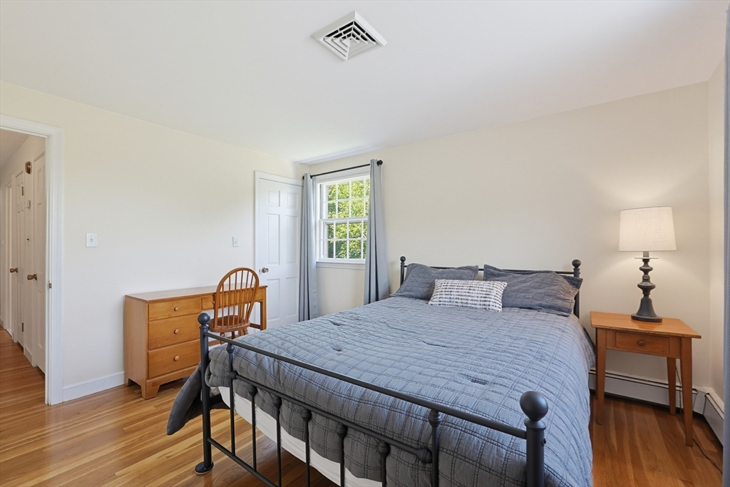 19 Belmont Road Wakefield, MA 01880 - Photo 32 of 42