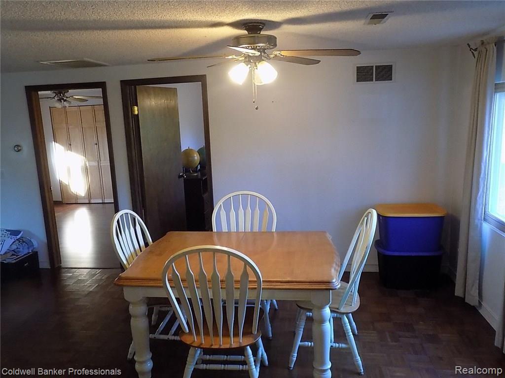 11445 Eagle Road Davisburg, MI 48350 - Photo 6 of 23 DSCN5857.JPG
