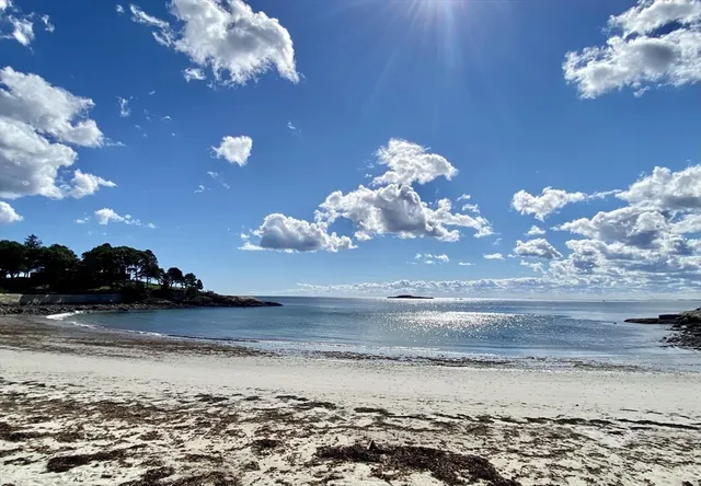 $4,580,000 | 23 University Lane, Manchester, MA 01944