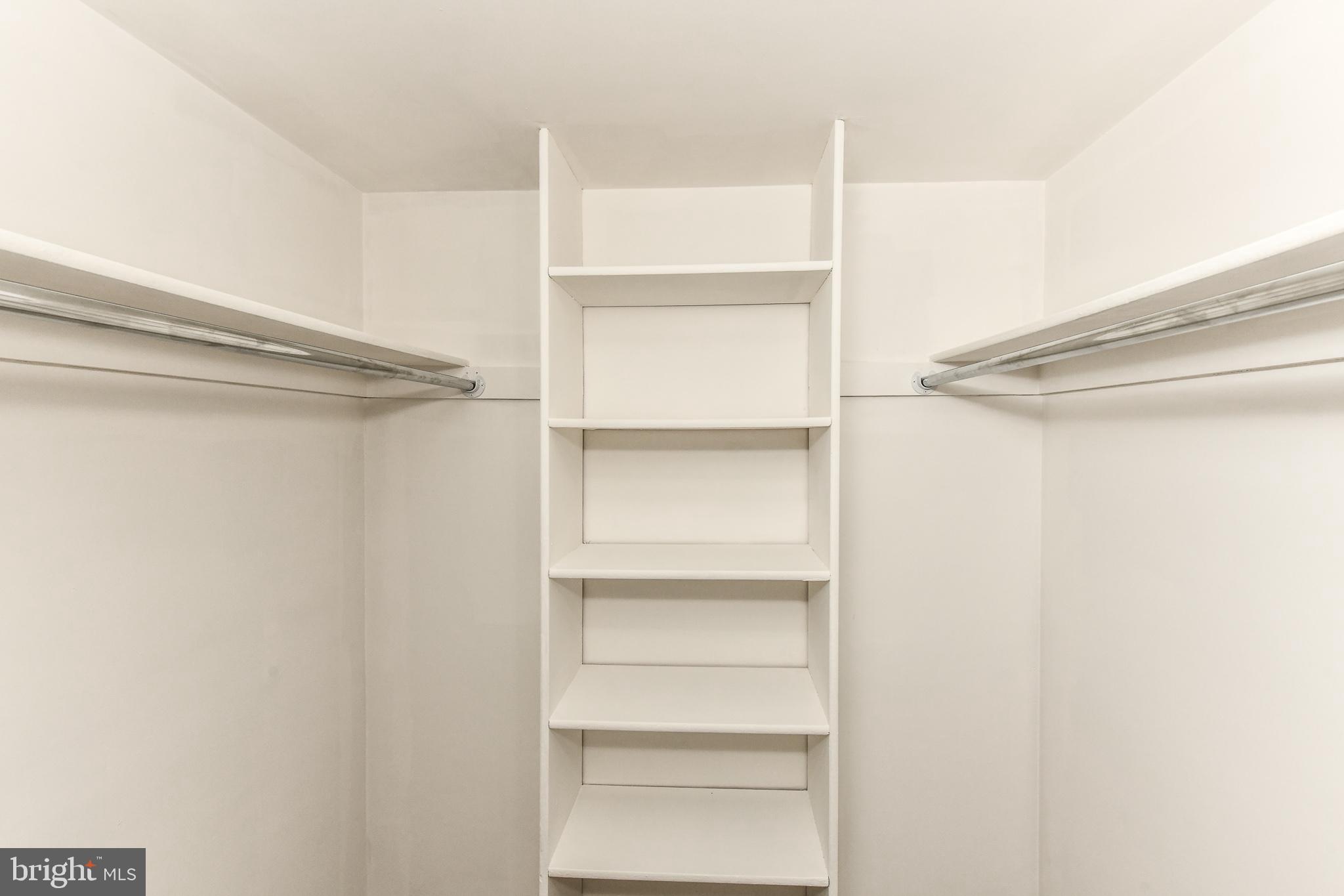 2245 Castle Rock Square, Unit 21C Reston, VA 20191 - Photo 15 of 26 Walk-in closet!!