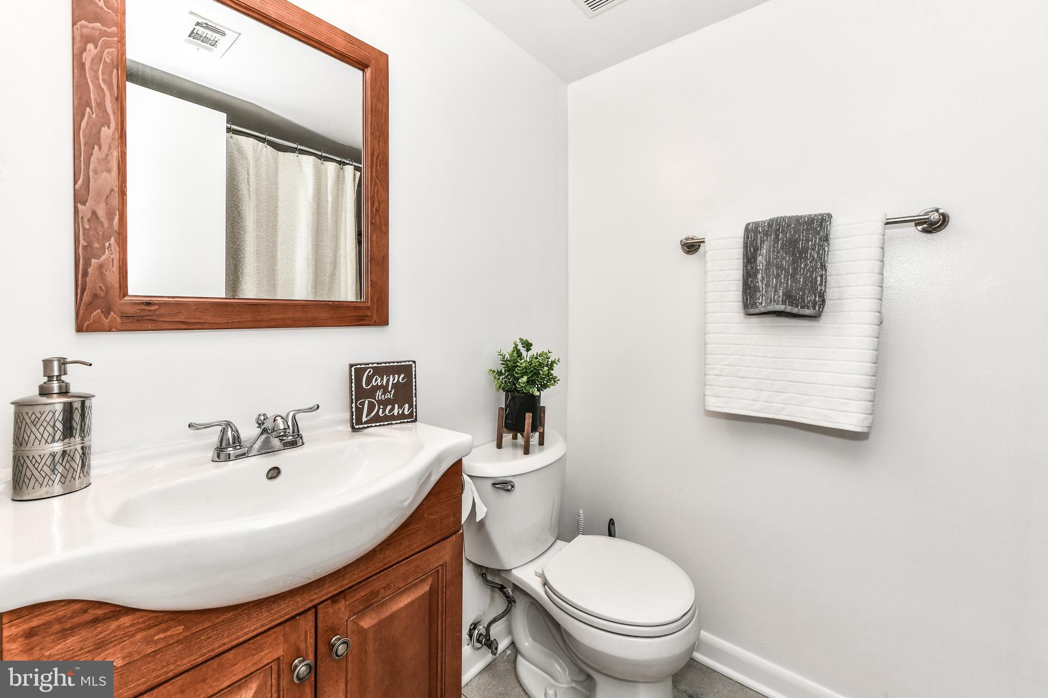 2245 Castle Rock Square, Unit 21C Reston, VA 20191 - Photo 18 of 26 2nd full bathroom with updates!!