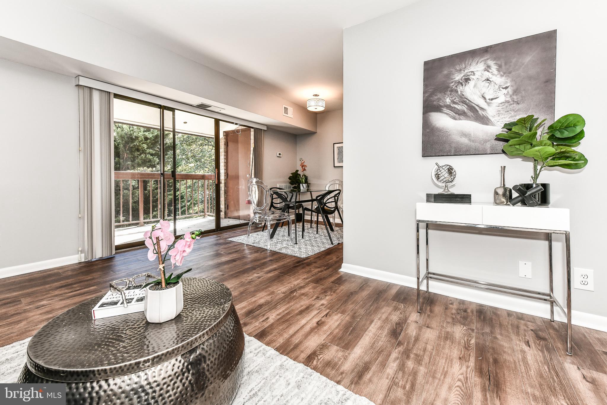 2245 Castle Rock Square, Unit 21C Reston, VA 20191 - Photo 4 of 26 Gorgeous new flooring!!