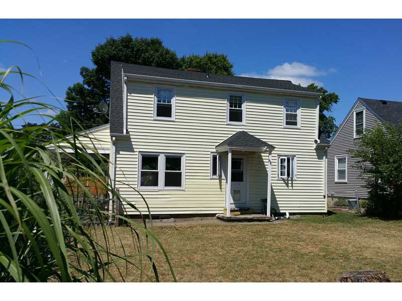 100 Woodhaven Road Pawtucket, RI 02861 - Photo 3 of 20 Exterior Back.