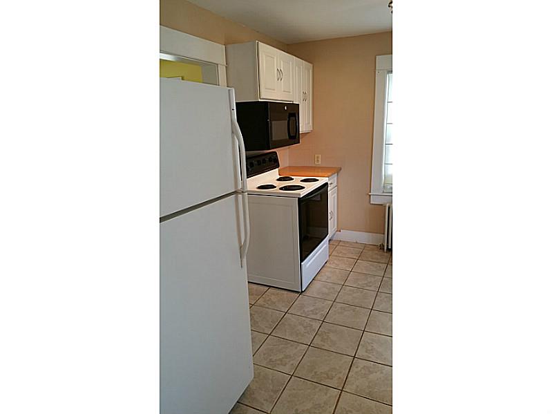 100 Woodhaven Road Pawtucket, RI 02861 - Photo 6 of 20 Kitchen.