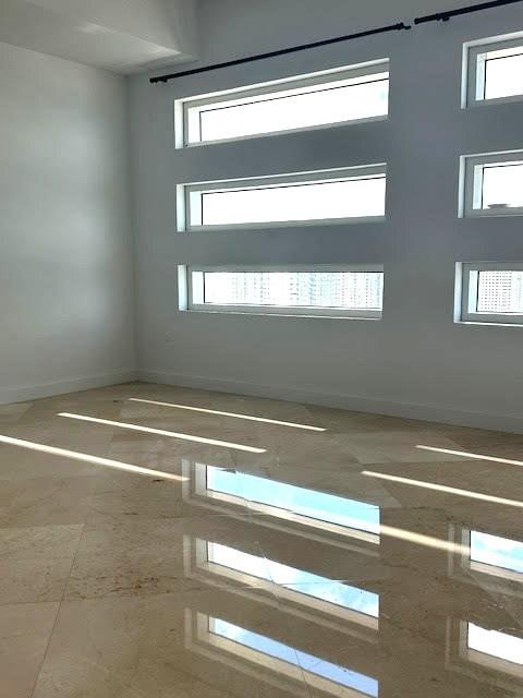 1040 Biscayne Boulevard, Unit 3003 Miami, FL 33132 - Photo 9 of 11 Photo 9