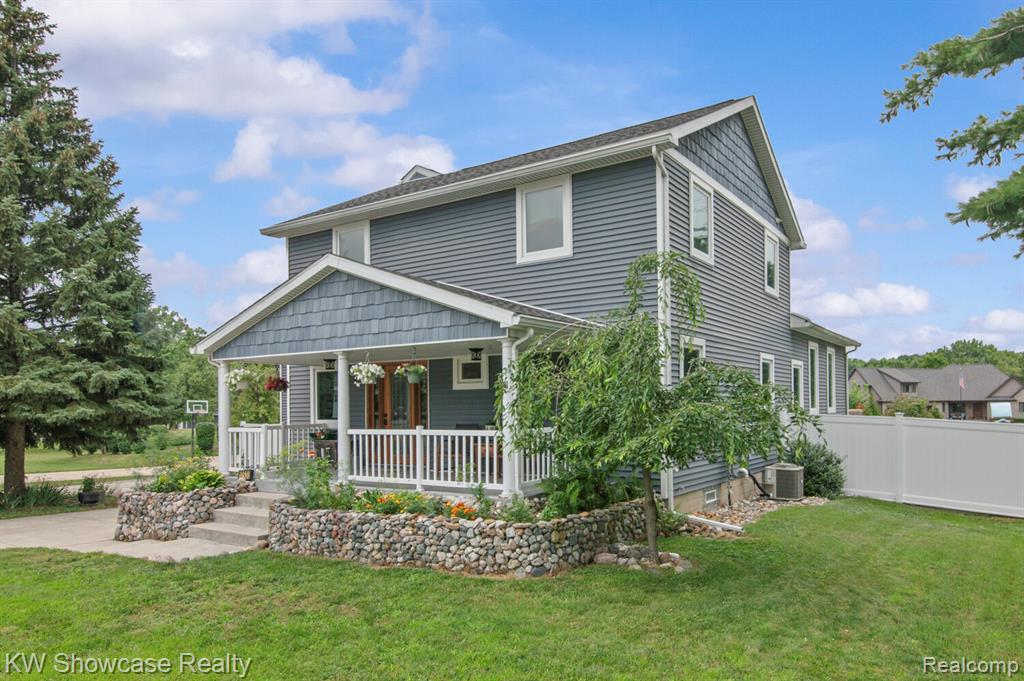 10933 Chicago Road Warren, MI 48093 - Photo 2 of 42