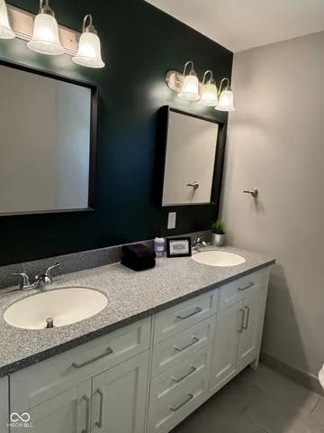 $285,000 | 4206 West Kessler Blvd N Drive, Indianapolis, IN 46228