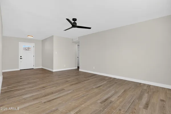 $2,195 | 2355 West Waltann Lane, Phoenix, AZ 85023
