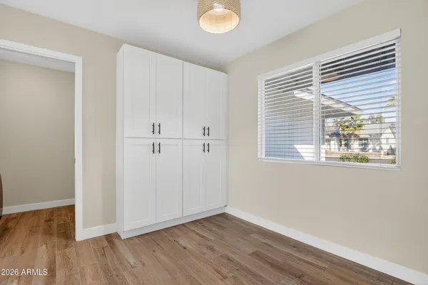 $2,195 | 2355 West Waltann Lane, Phoenix, AZ 85023
