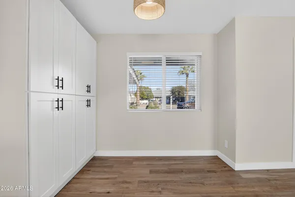 $2,195 | 2355 West Waltann Lane, Phoenix, AZ 85023