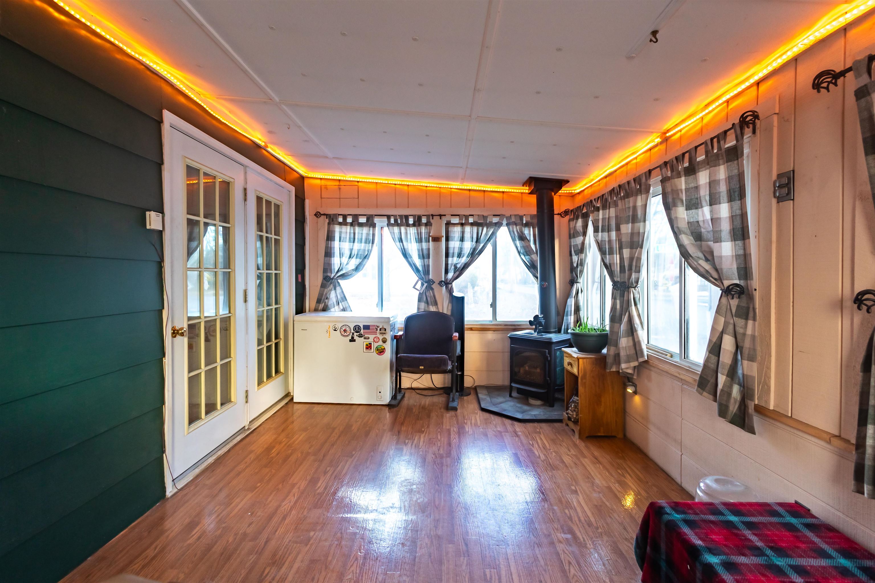 8 Randlett Street Concord, NH 03303 - Photo 3 of 18