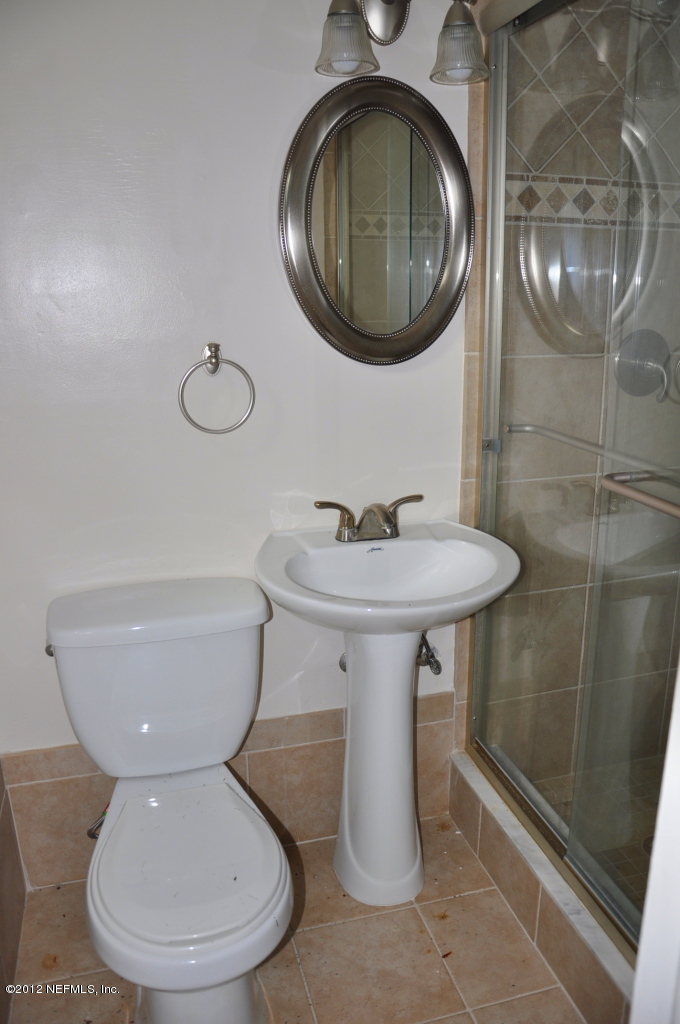4020 Peter Rabbit Drive Jacksonville, FL 32210 - Photo 9 of 15 Master bath