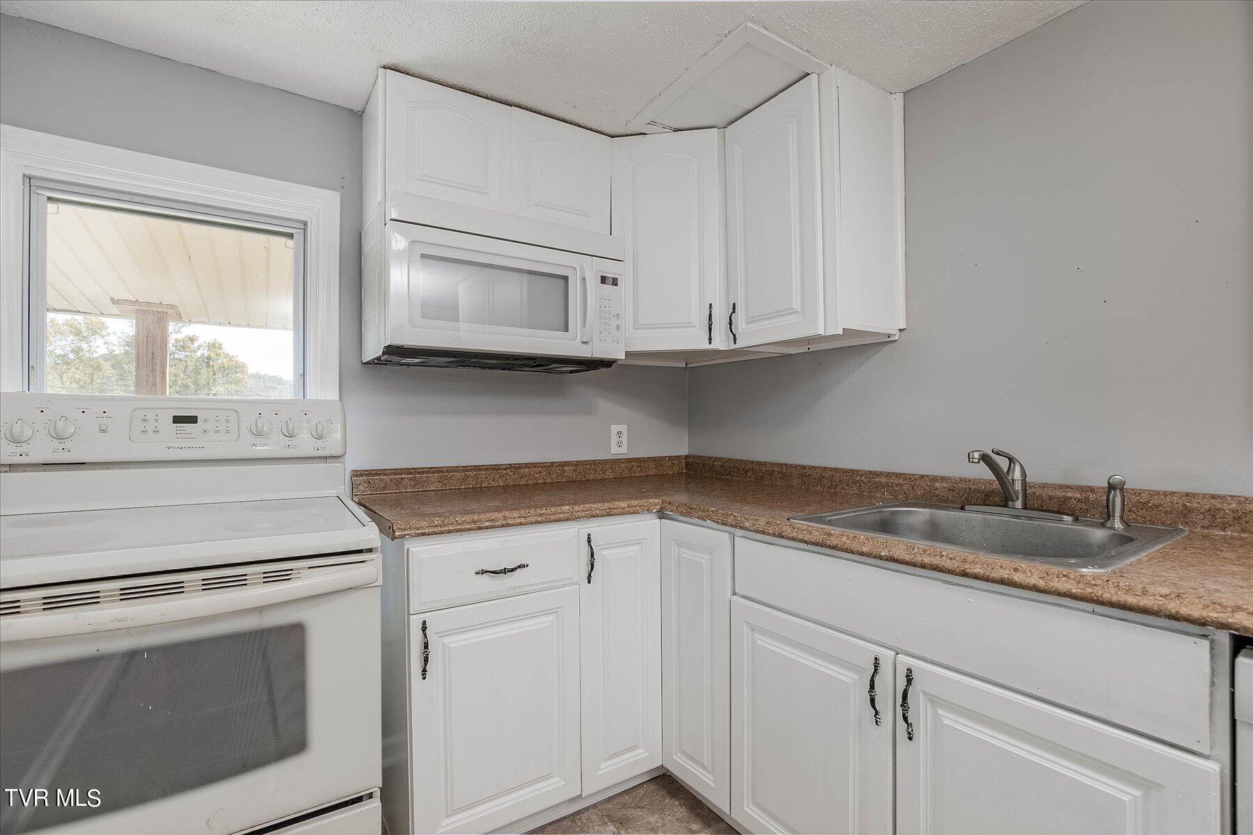 245 Pactolus Road Kingsport, TN 37663 - Photo 12 of 27 12-Pactolus-12