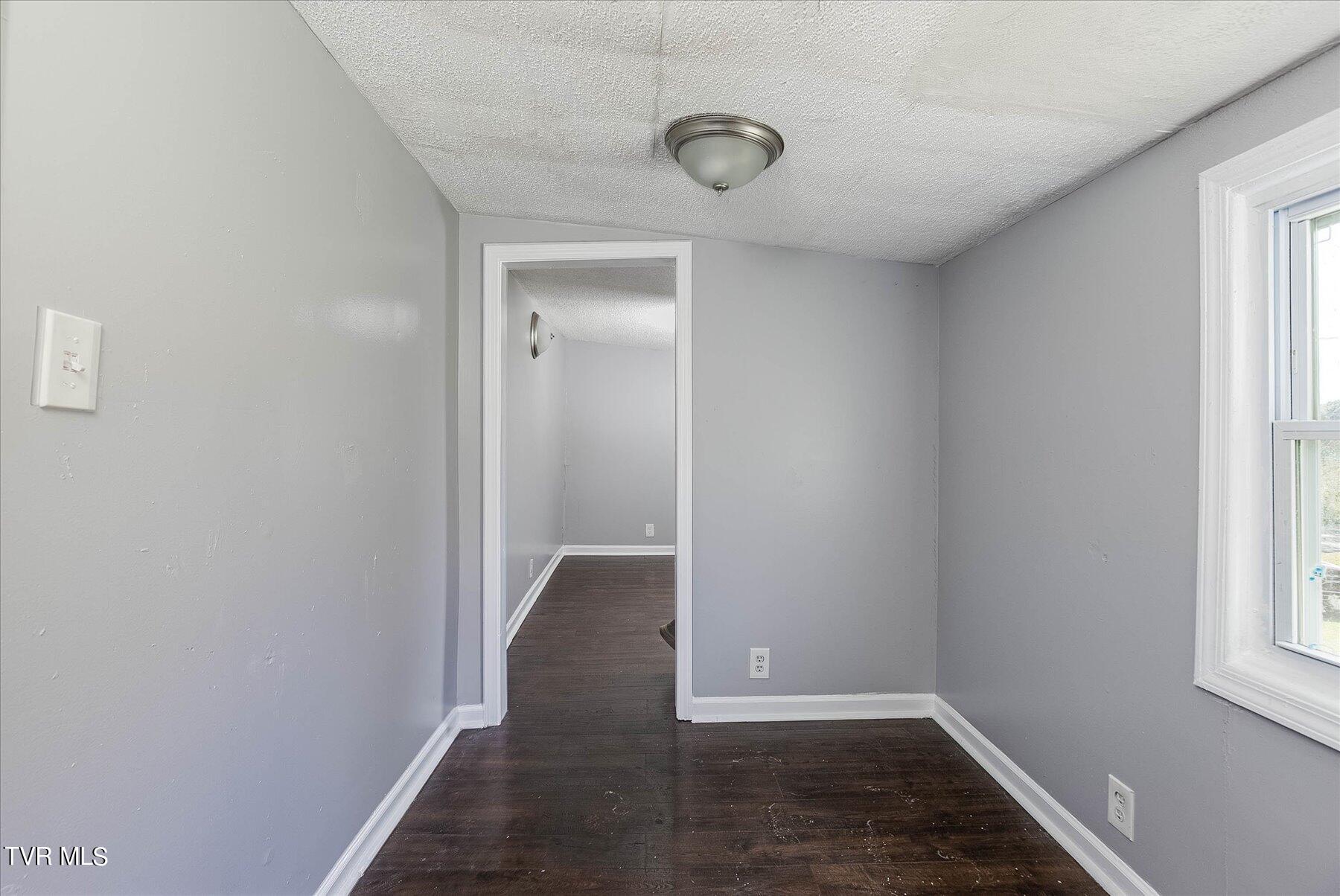 245 Pactolus Road Kingsport, TN 37663 - Photo 17 of 27 17-Pactolus-17