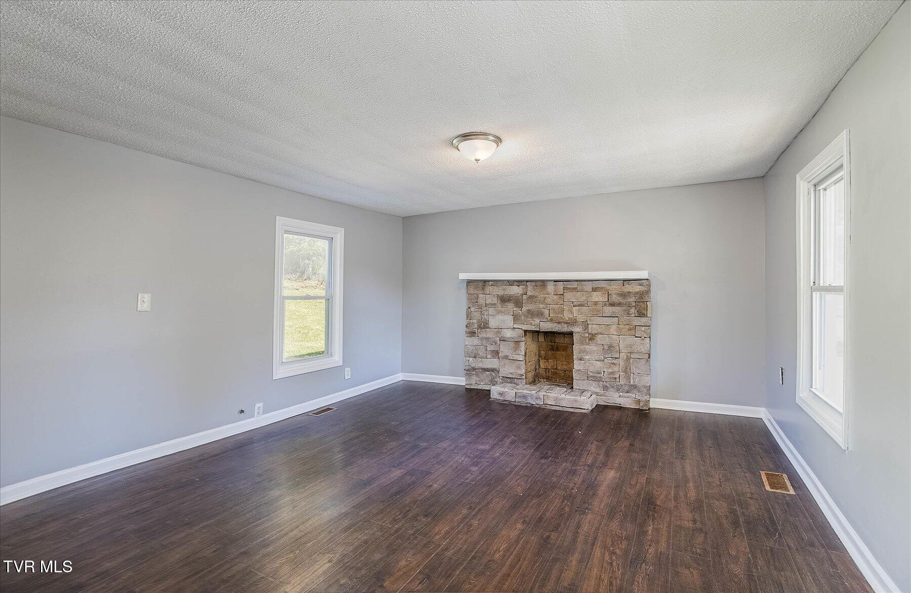 245 Pactolus Road Kingsport, TN 37663 - Photo 7 of 27 07-Pactolus-7
