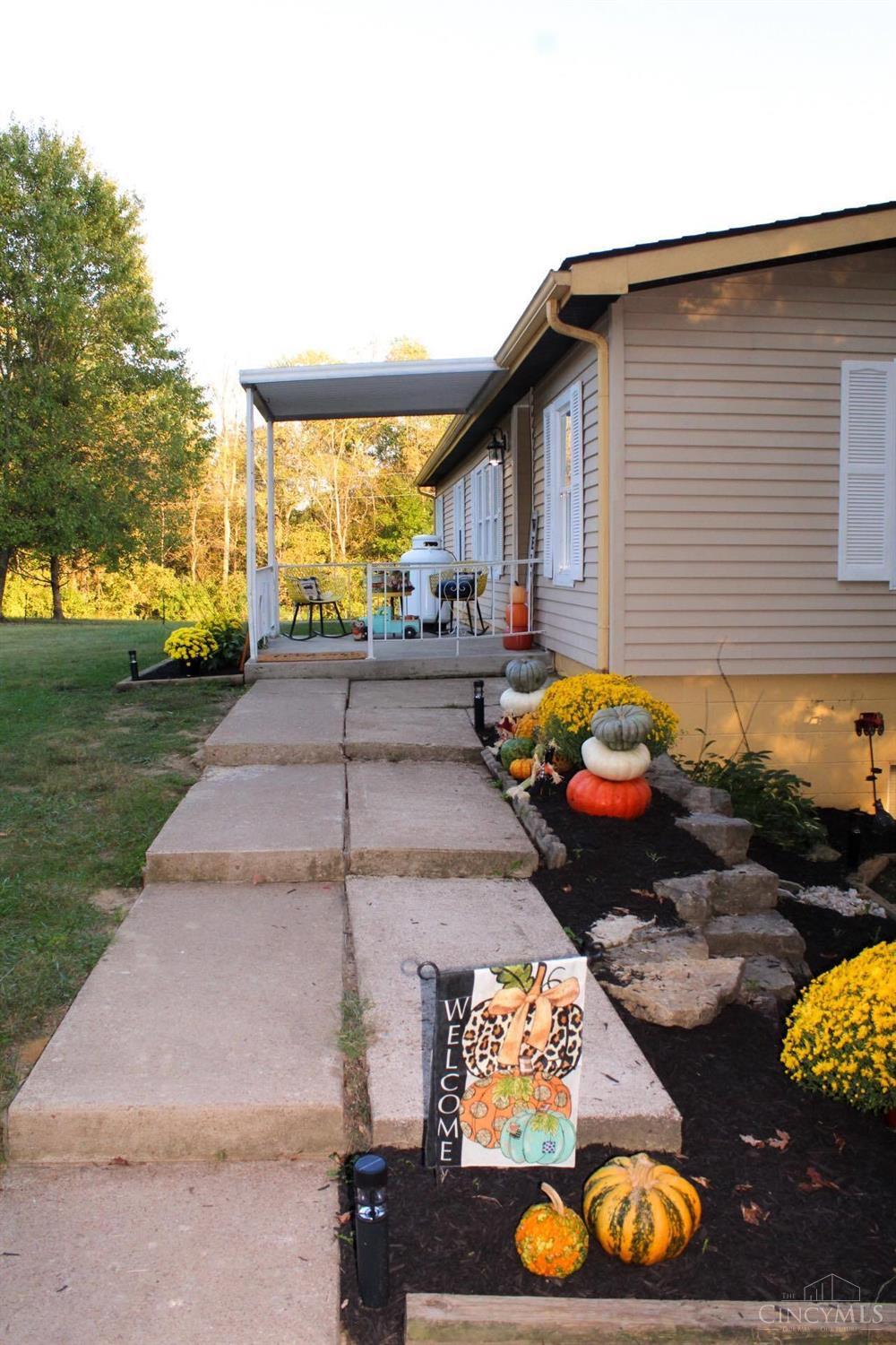 651 Fawcett Road Peebles, OH 45660 - Photo 11 of 49 Gallery Image 11
