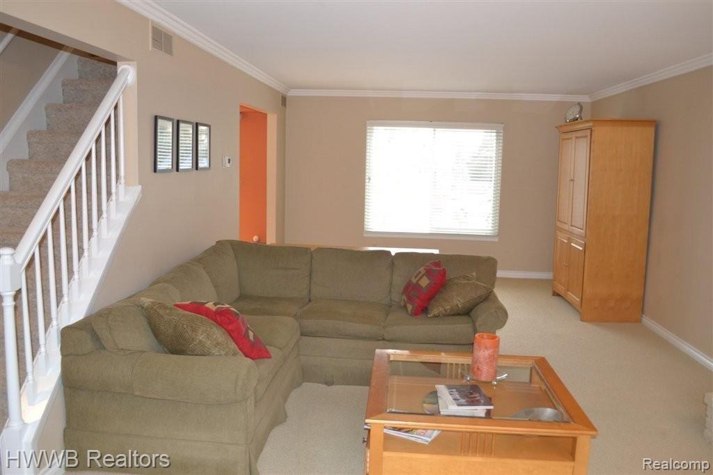 2765 Rhineberry Road Rochester, MI 48309 - Photo 8 of 25 09-Dining Area.JPG