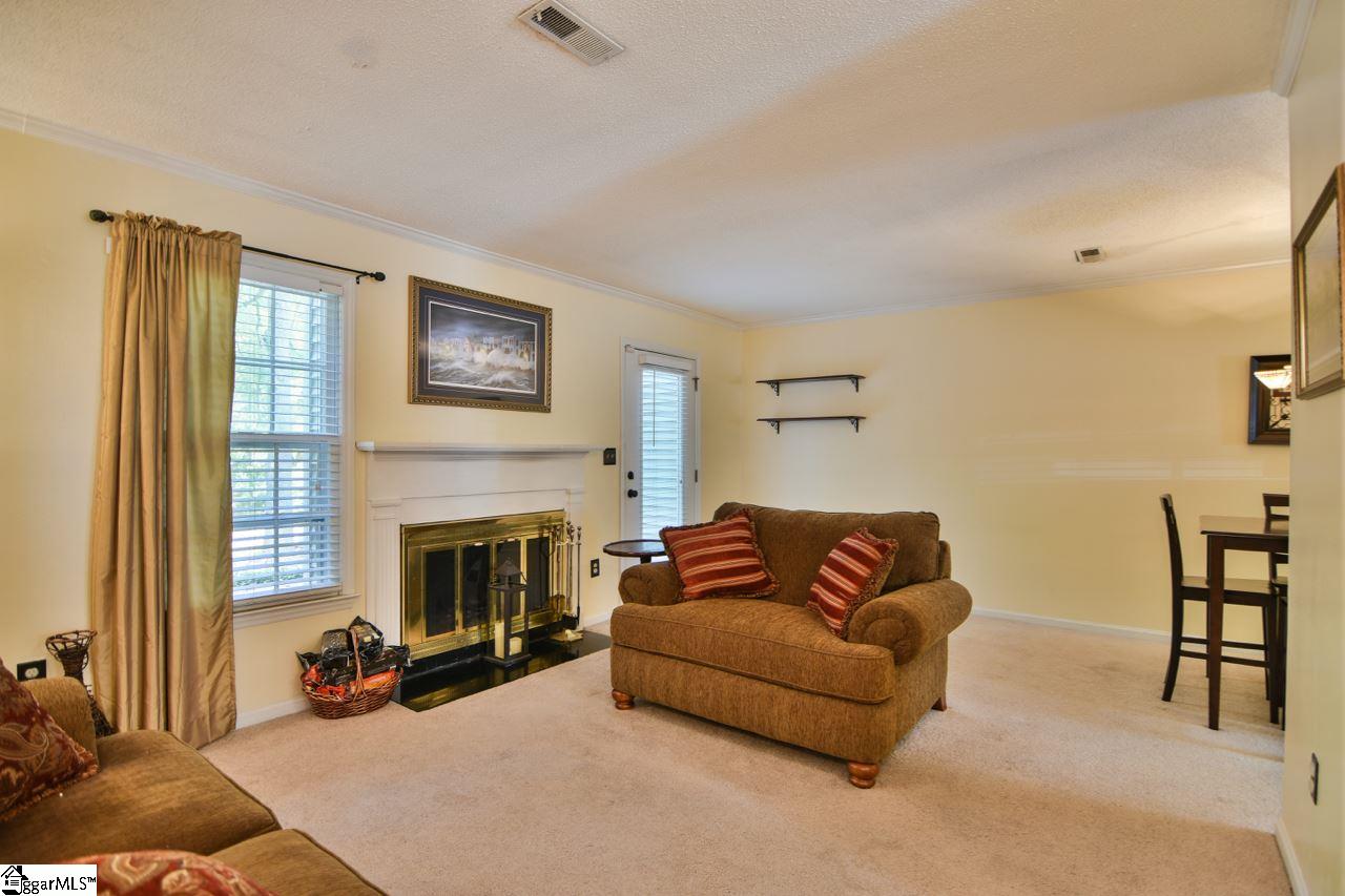 203 Sims Alley Mauldin, SC 29662 - Photo 2 of 27 Gallery Image 2