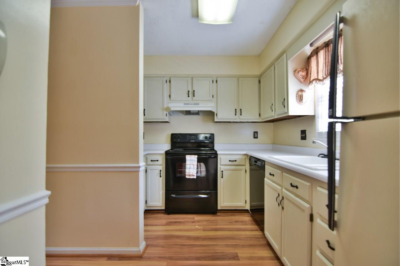 203 Sims Alley Mauldin, SC 29662 - Photo 9 of 27 Gallery Image 9
