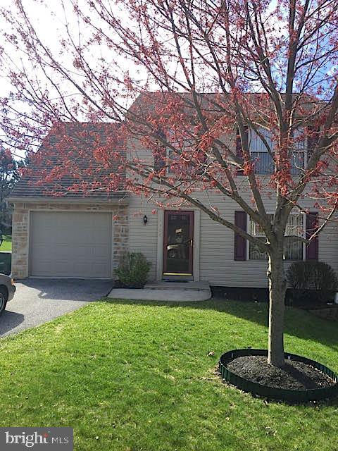 2304 Daisy Road York, PA 17402 - Photo 1 of 16