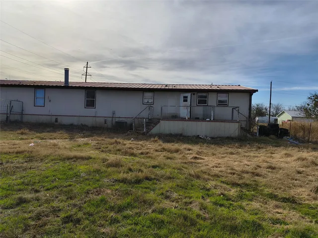 $49,000 | 300 Northwest Fourth Street, Cross Plains, TX 76443
