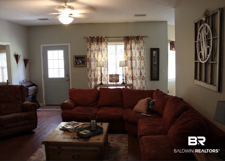 206 Spruce Avenue Brewton, AL 36426 - Photo 8 of 13