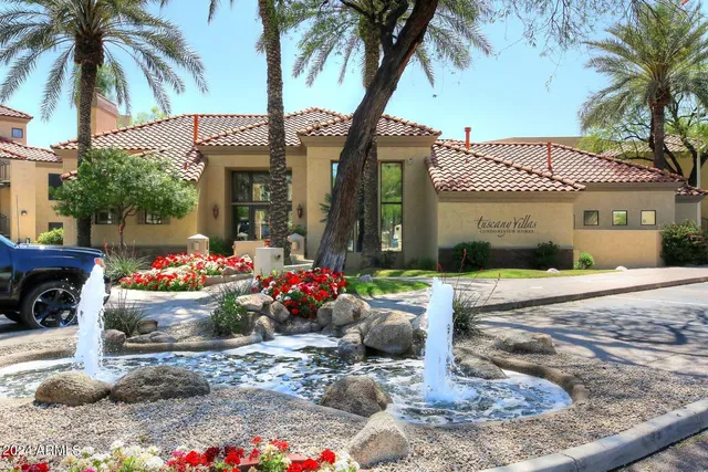 a view of a house with entertaining space