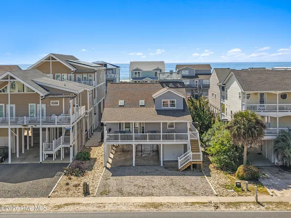 $879,900 | 172 East 2nd Street, Ocean Isle Beach, NC 28469