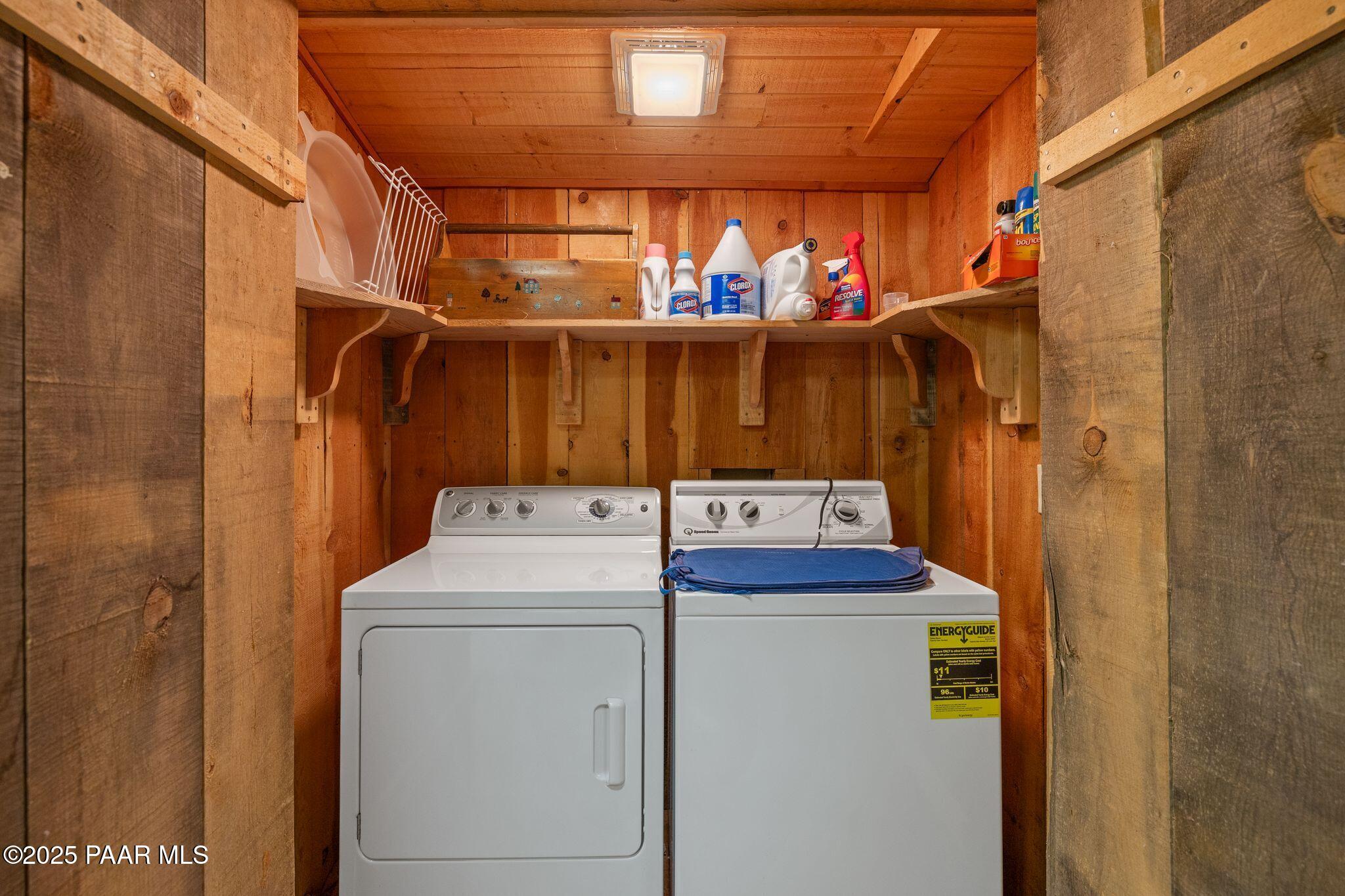 4575 East Combination Lane Prescott, AZ 86303 - Photo 19 of 50 a utility room with dryer and washer