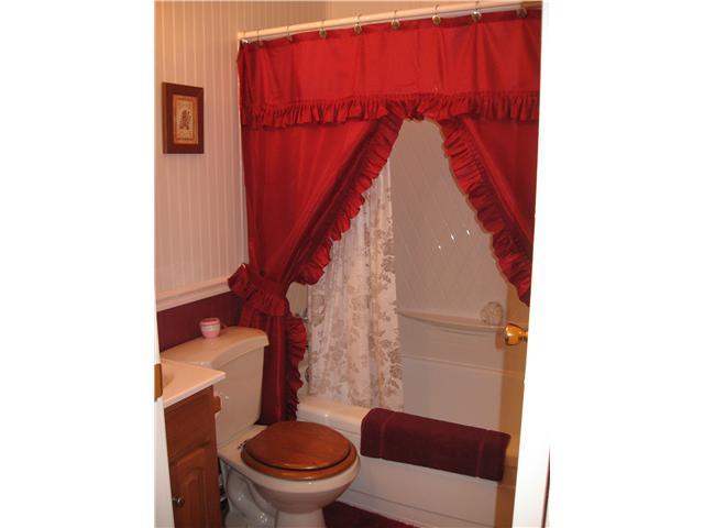 425 Ruth Avenue Circleville, OH 43113 - Photo 8 of 9 Gallery Image 8
