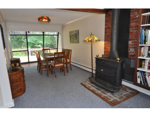74 Elinor Road Newton, MA 02461 - Photo 5 of 8