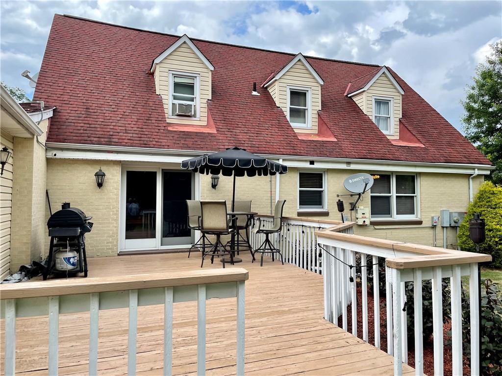 198 Sunnyside Road New Castle, PA 16102 - Photo 3 of 25 Gallery Image 3