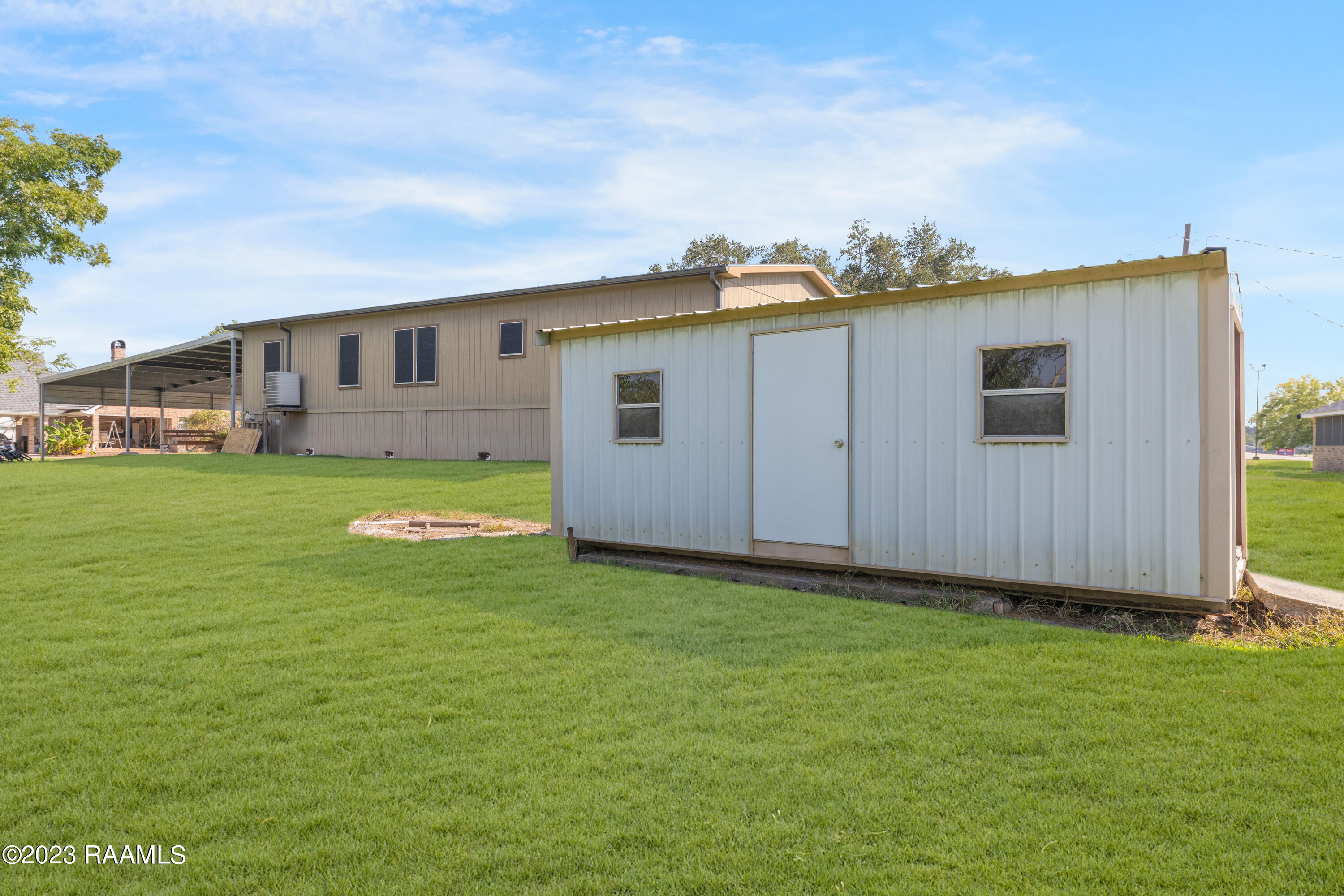 5606 Claude Viator Road New Iberia, LA 70560 - Photo 10 of 11 5606 Claude Viator Rd-22
