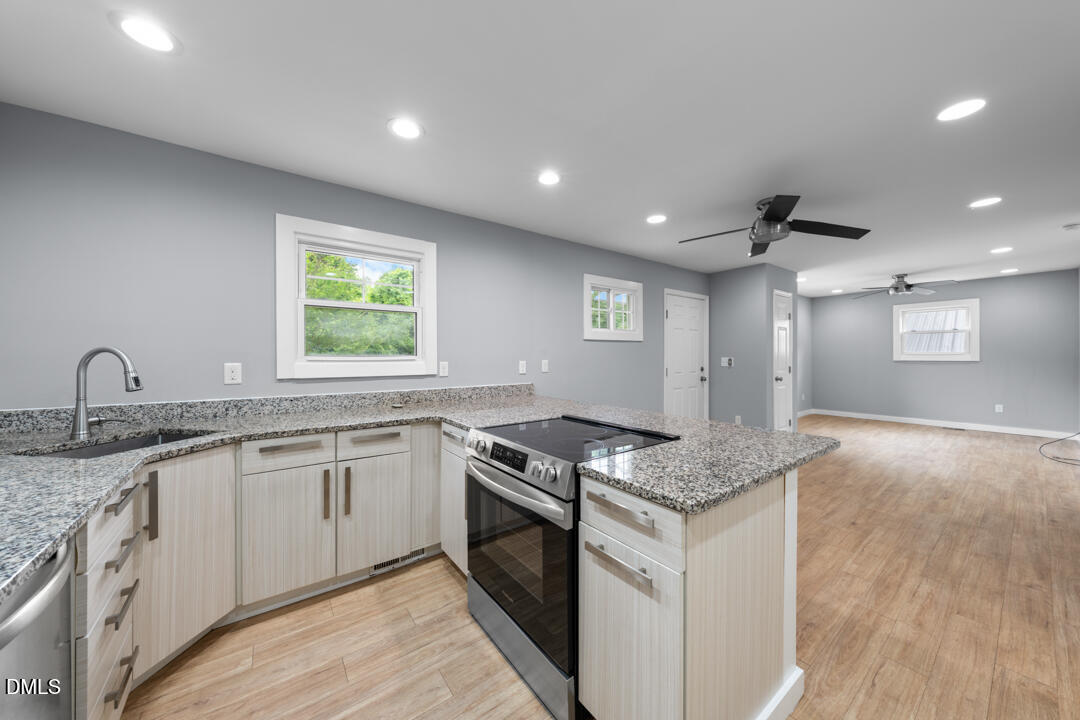 3014 Ruth Street Durham, NC 27704 - Photo 6 of 29