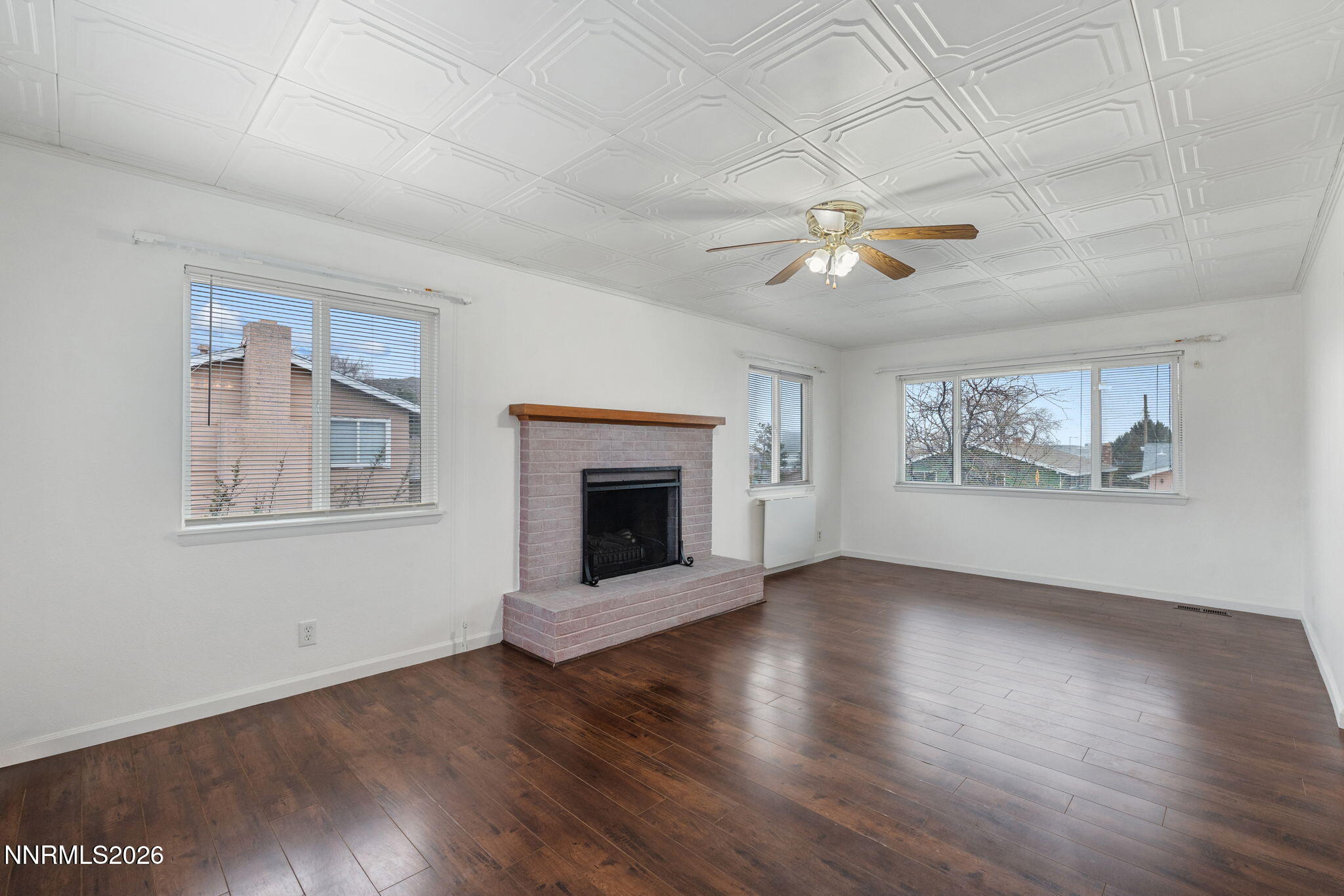 3545 Buckhorn Way Reno, NV 89503 - Photo 4 of 35 Living Room